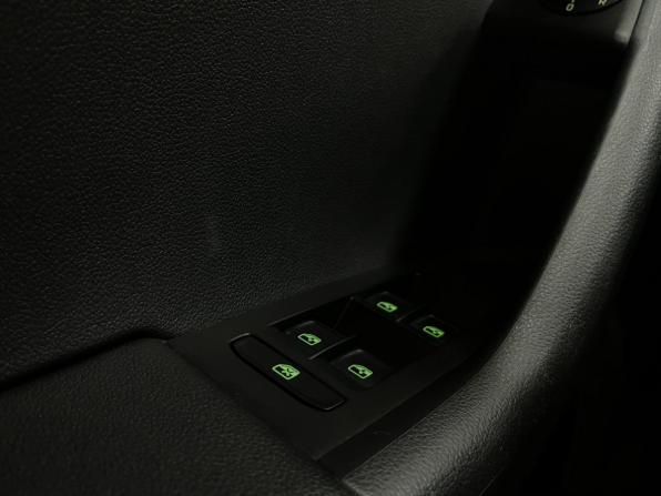 Skoda Octavia III (A7) Рестайлинг с пробегом 2018 года, цена 1 975 000 рублей, 88251 км, лифтбек, Автокод Объявления