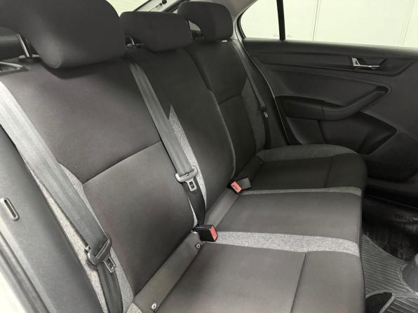 Skoda Rapid II с пробегом 2021 года, цена 1 430 000 рублей, 133000 км, лифтбек, Автокод Объявления