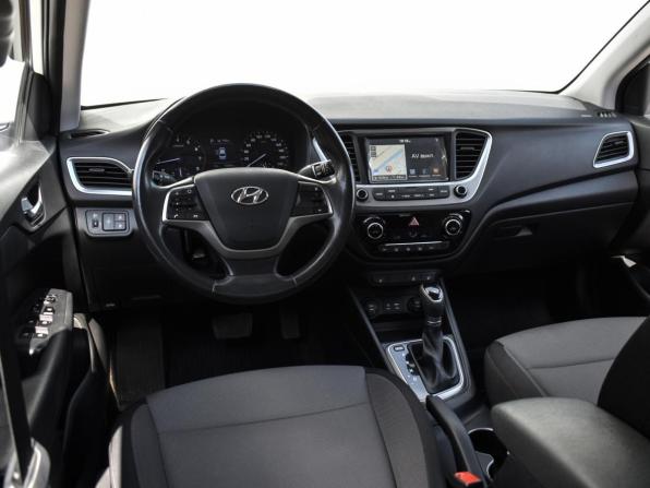 Hyundai Solaris II с пробегом 2017 года, цена 1 465 000 рублей, 54004 км, седан, Автокод Объявления
