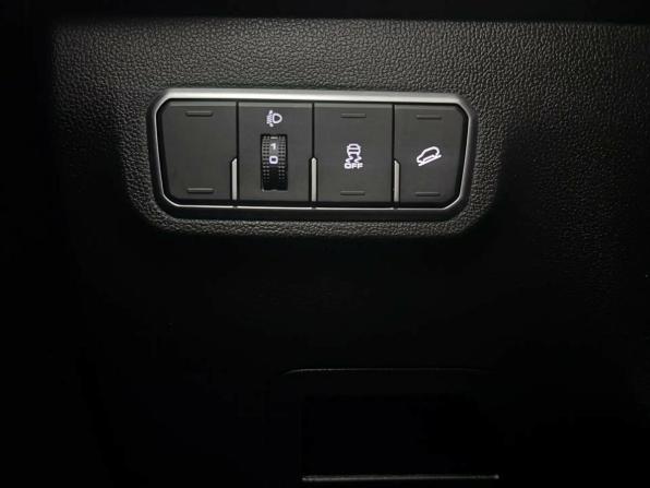 Haval M6 II с пробегом 2023 года, цена 1 829 000 рублей, 27137 км, внедорожник, Автокод Объявления