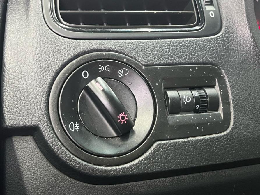Volkswagen Polo V Рестайлинг Уфа  - изображение 13
