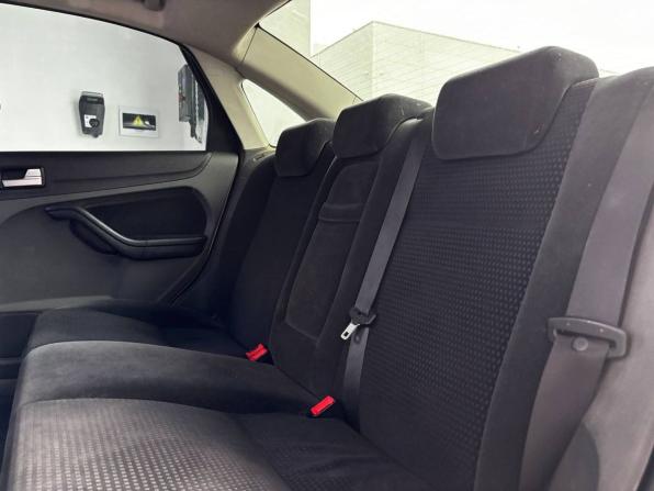 Ford Focus II с пробегом 2006 года, цена 320 000 рублей, 203012 км, седан, Автокод Объявления