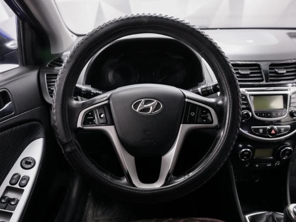 Hyundai Solaris I с пробегом 2014 года, цена 696 000 рублей, 170000 км, седан, Автокод Объявления