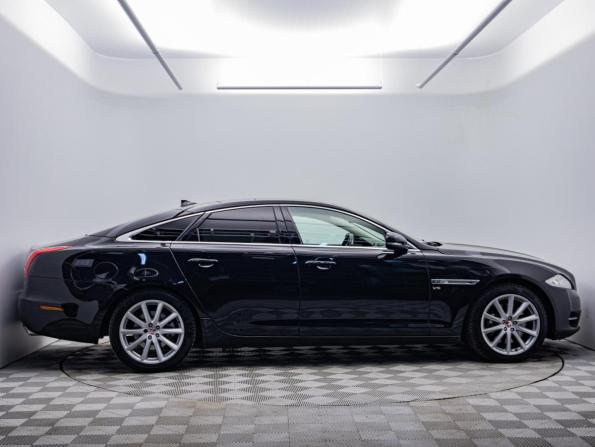 Jaguar XJ IV (X351) с пробегом 2014 года, цена 2 107 215 рублей, 143527 км, седан, Автокод Объявления
