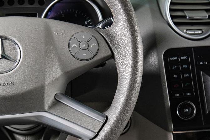 Mercedes-Benz M-Класс II (W164) Рестайлинг с пробегом 2009 года, цена 1 919 000 рублей, 249000 км, внедорожник, Автокод Объявления