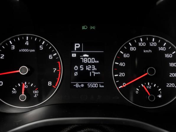 Kia Rio IV Рестайлинг с пробегом 2021 года, цена 1 615 000 рублей, 77500 км, седан, Автокод Объявления