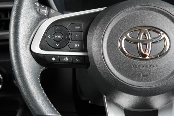 Toyota Raize I с пробегом 2021 года, цена 1 819 000 рублей, 91000 км, внедорожник, Автокод Объявления