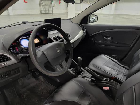 Renault Fluence I Рестайлинг с пробегом 2014 года, цена 880 000 рублей, 66034 км, седан, Автокод Объявления