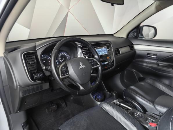Mitsubishi Outlander III с пробегом 2013 года, цена 1 799 000 рублей, 152912 км, внедорожник, Автокод Объявления