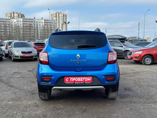 Renault Sandero II с пробегом 2017 года, цена 895 000 рублей, 97000 км, хэтчбек, Автокод Объявления