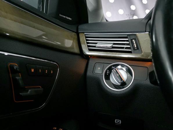 Mercedes-Benz E-Класс IV (W212 S212 C207) с пробегом 2010 года, цена 1 315 000 рублей, 228741 км, седан, Автокод Объявления