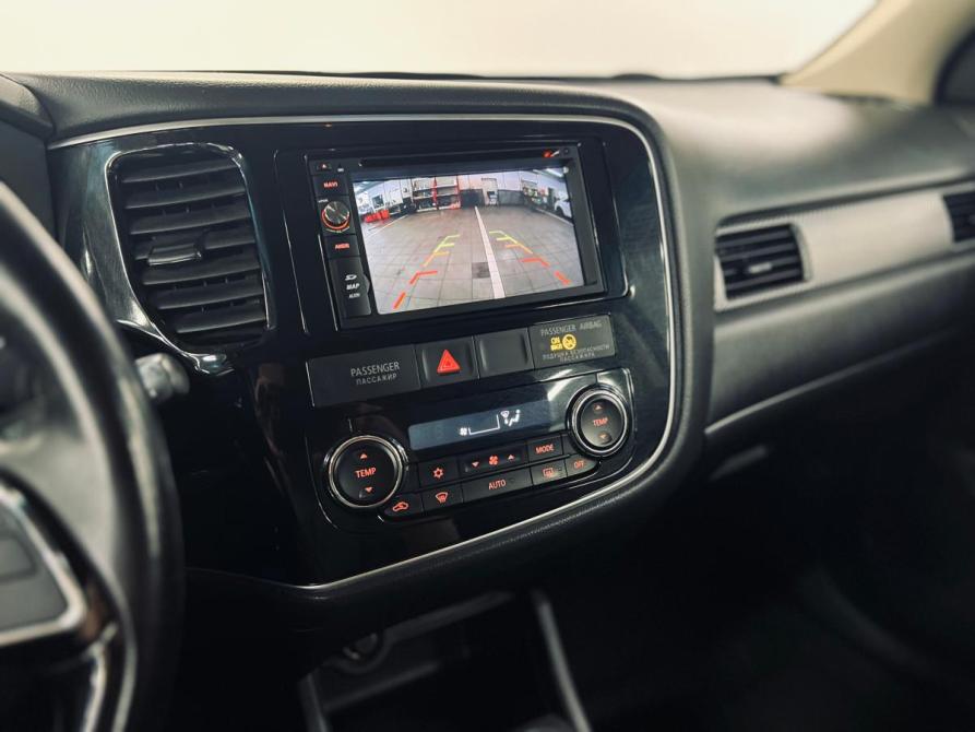 Mitsubishi Outlander III Рестайлинг 2 Санкт-Петербург  - изображение 18