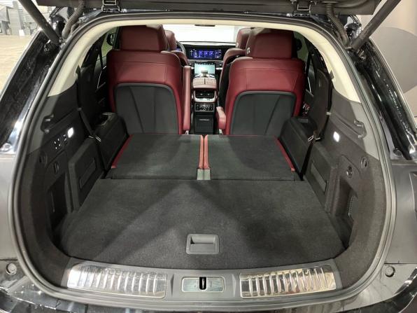Hongqi E-HS9 с пробегом 2021 года, цена 4 650 000 рублей, 62271 км, внедорожник, Автокод Объявления