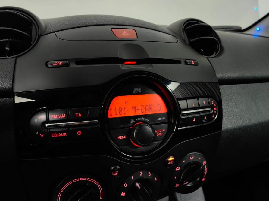 Mazda 2 II Рестайлинг (DE2) Москва  - изображение 17