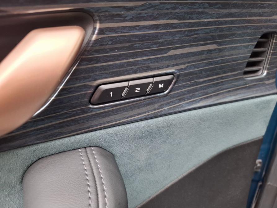 Geely Monjaro I Москва  - изображение 11