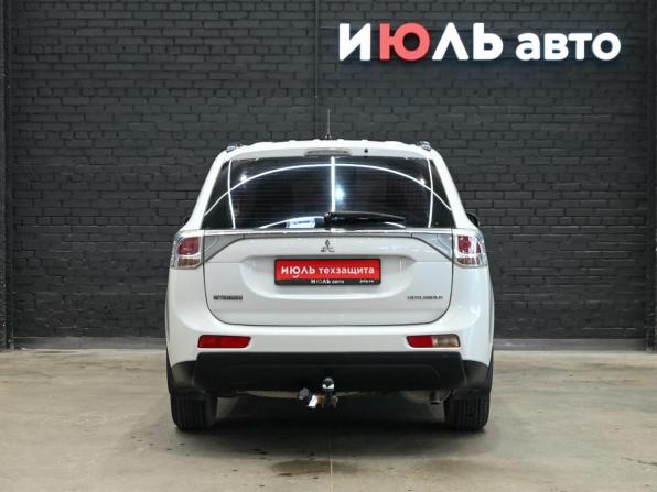 Mitsubishi Outlander III с пробегом 2013 года, цена 1 550 000 рублей, 187780 км, внедорожник, Автокод Объявления