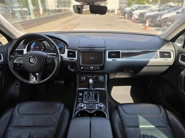 Volkswagen Touareg II Рестайлинг с пробегом 2017 года, цена 2 730 000 рублей, 220505 км, внедорожник, Автокод Объявления