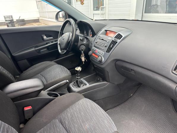 Kia Ceed I с пробегом 2008 года, цена 520 000 рублей, 271487 км, универсал, Автокод Объявления