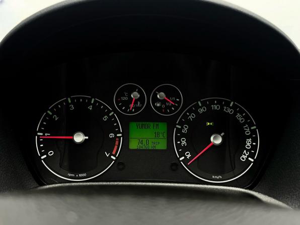 Ford Fiesta Mk5 с пробегом 2007 года, цена 399 000 рублей, 104766 км, хэтчбек, Автокод Объявления