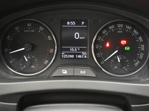 Skoda Rapid I с пробегом 2014 года, цена 1 270 000 рублей, 125389 км, лифтбек, Автокод Объявления
