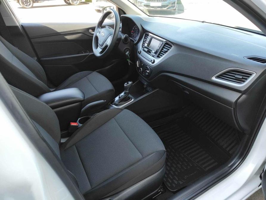 Hyundai Solaris II Санкт-Петербург  - изображение 10