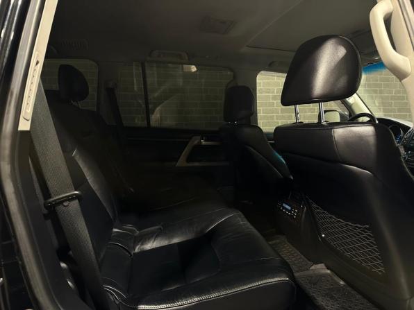 Toyota Land Cruiser 200 Series с пробегом 2011 года, цена 3 700 000 рублей, 269130 км, внедорожник, Автокод Объявления