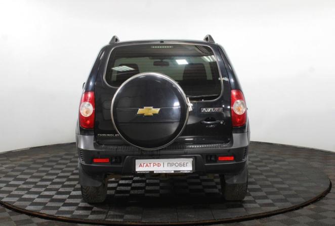 Chevrolet Niva I Рестайлинг с пробегом 2017 года, цена 750 000 рублей, 100294 км, внедорожник, Автокод Объявления