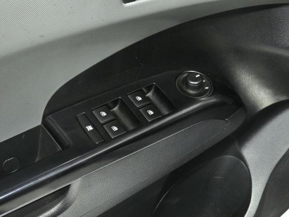 Chevrolet Aveo II с пробегом 2012 года, цена 849 000 рублей, 92000 км, хэтчбек, Автокод Объявления