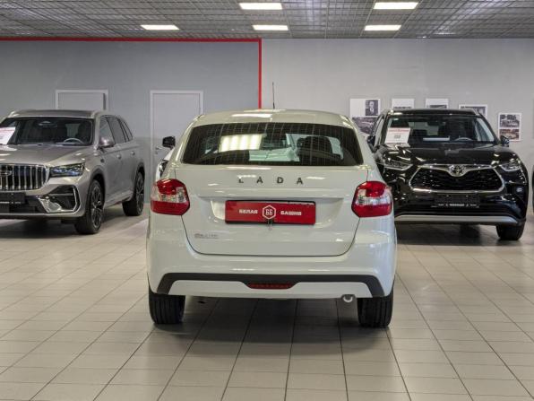 Lada (ВАЗ) Granta I Рестайлинг с пробегом 2022 года, цена 799 900 рублей, 92000 км, хэтчбек, Автокод Объявления