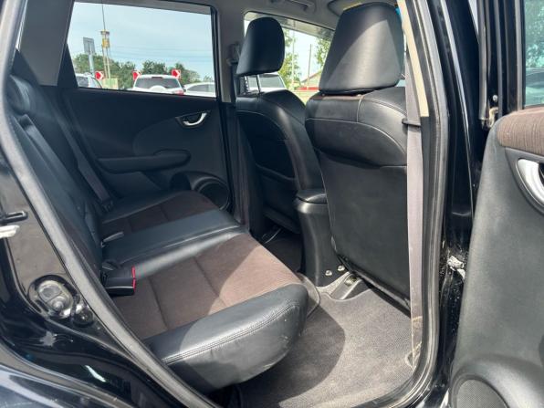 Honda Fit II с пробегом 2013 года, цена 820 000 рублей, 78657 км, хэтчбек, Автокод Объявления