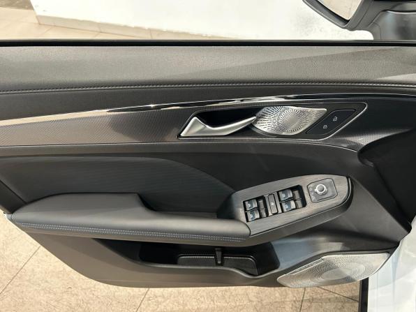 Haval Jolion I Рестайлинг с пробегом 2025 года, цена 2 029 000 рублей, 14102 км, внедорожник, Автокод Объявления