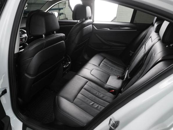 BMW 5 серии VII (G30/G31/G38) с пробегом 2017 года, цена 3 197 000 рублей, 146865 км, седан, Автокод Объявления