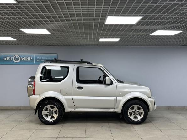 Suzuki Jimny III Рестайлинг 2 с пробегом 2013 года, цена 1 379 000 рублей, 113876 км, внедорожник, Автокод Объявления
