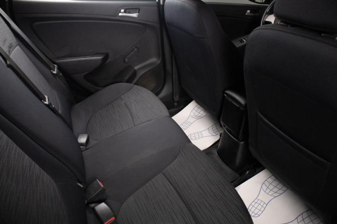 Hyundai Solaris I с пробегом 2014 года, цена 819 000 рублей, 190000 км, седан, Автокод Объявления