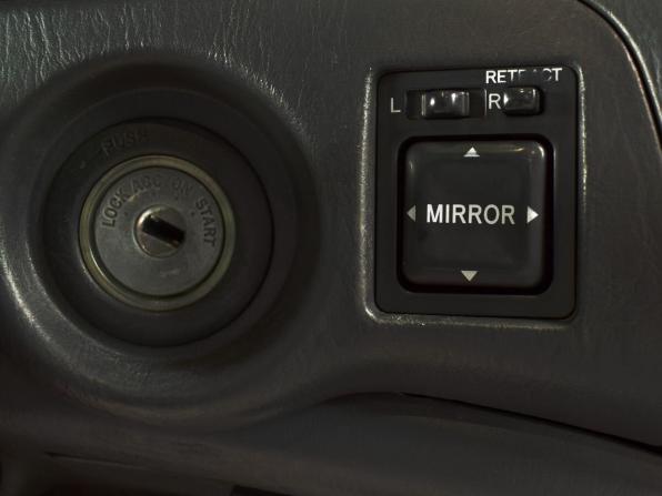 Toyota Harrier I (XU10) Рестайлинг с пробегом 2000 года, цена 899 999 рублей, 319732 км, внедорожник, Автокод Объявления