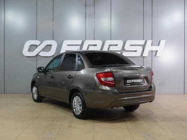 Lada (ВАЗ) Granta I Рестайлинг с пробегом 2018 года, цена 599 000 рублей, 106353 км, седан, Автокод Объявления