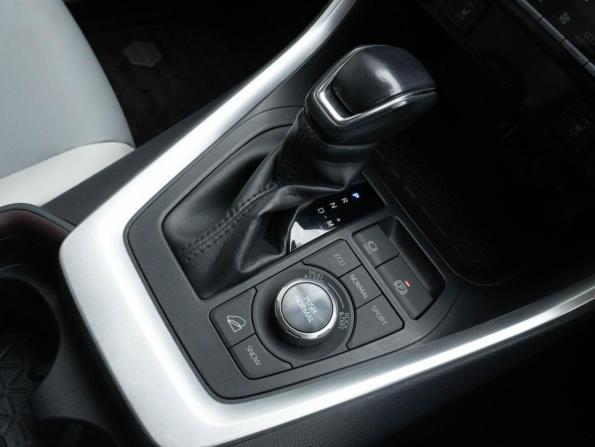 Toyota RAV4 V (XA50) с пробегом 2020 года, цена 4 050 000 рублей, 69761 км, внедорожник, Автокод Объявления