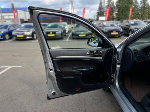 Skoda Octavia II (A5) Рестайлинг с пробегом 2013 года, цена 750 000 рублей, 257535 км, лифтбек, Автокод Объявления