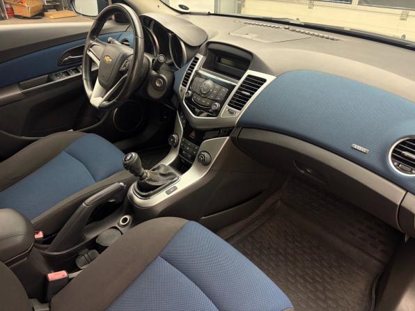 Chevrolet Cruze I с пробегом 2011 года, цена 879 000 рублей, 90101 км, седан, Автокод Объявления