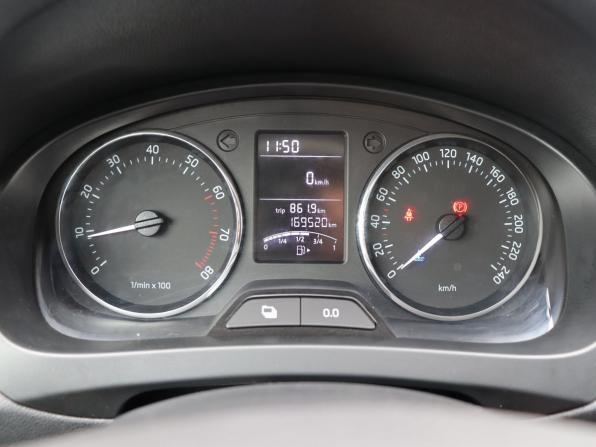 Skoda Rapid I с пробегом 2014 года, цена 749 000 рублей, 170000 км, лифтбек, Автокод Объявления