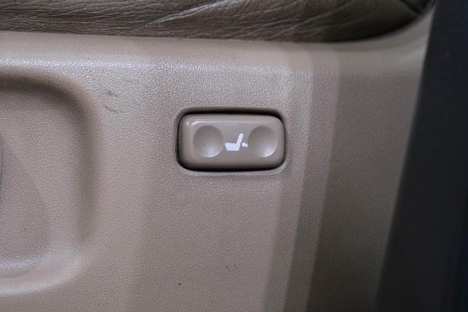 Toyota Land Cruiser 200 Series с пробегом 2009 года, цена 2 949 000 рублей, 357000 км, внедорожник, Автокод Объявления