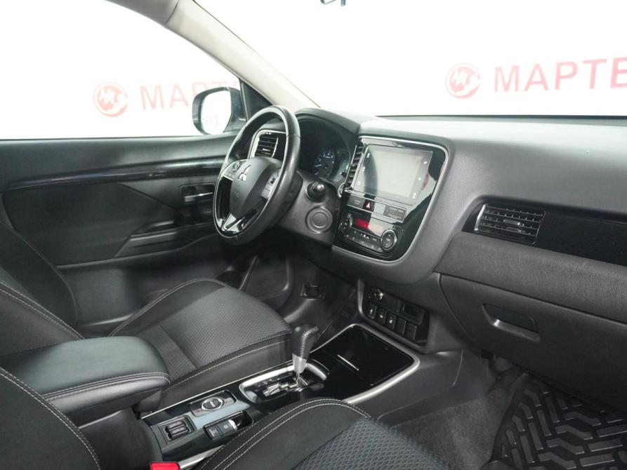 Mitsubishi Outlander III Рестайлинг 3 Вологда  - изображение 10