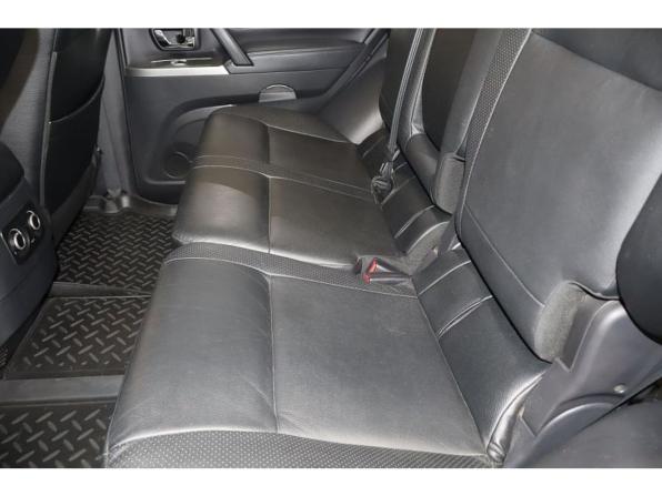 Mitsubishi Pajero IV Рестайлинг 1 с пробегом 2012 года, цена 2 109 000 рублей, 176355 км, внедорожник, Автокод Объявления