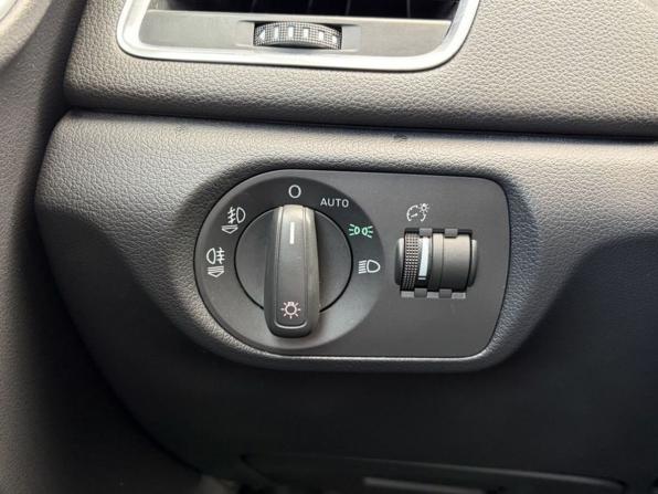 Audi Q3 I (8U) с пробегом 2012 года, цена 1 299 000 рублей, 194800 км, внедорожник, Автокод Объявления
