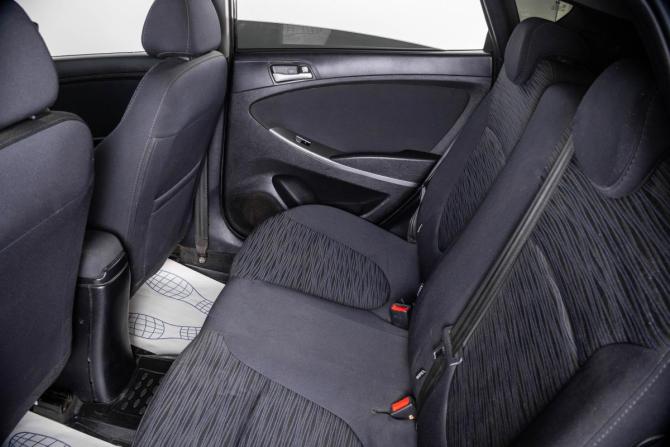 Hyundai Solaris I Рестайлинг с пробегом 2015 года, цена 849 000 рублей, 173000 км, седан, Автокод Объявления