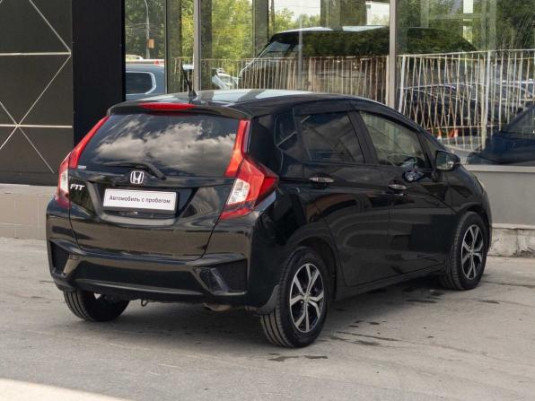 Honda Fit III с пробегом 2014 года, цена 950 000 рублей, 232680 км, хэтчбек, Автокод Объявления