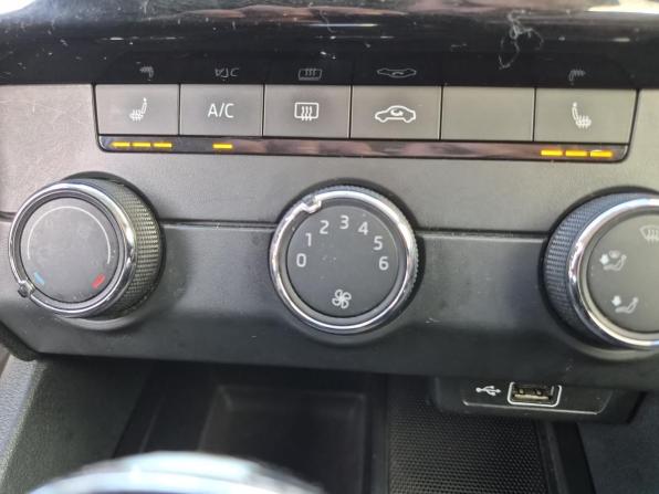 Skoda Octavia III (A7) Рестайлинг с пробегом 2019 года, цена 1 112 000 рублей, 157150 км, лифтбек, Автокод Объявления
