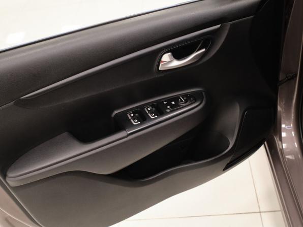 Kia Rio IV с пробегом 2018 года, цена 1 284 000 рублей, 145588 км, седан, Автокод Объявления