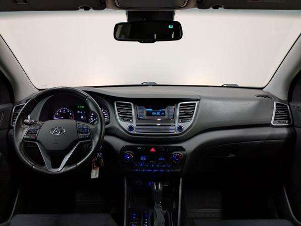 Hyundai Tucson III с пробегом 2016 года, цена 1 700 000 рублей, 128177 км, внедорожник, Автокод Объявления