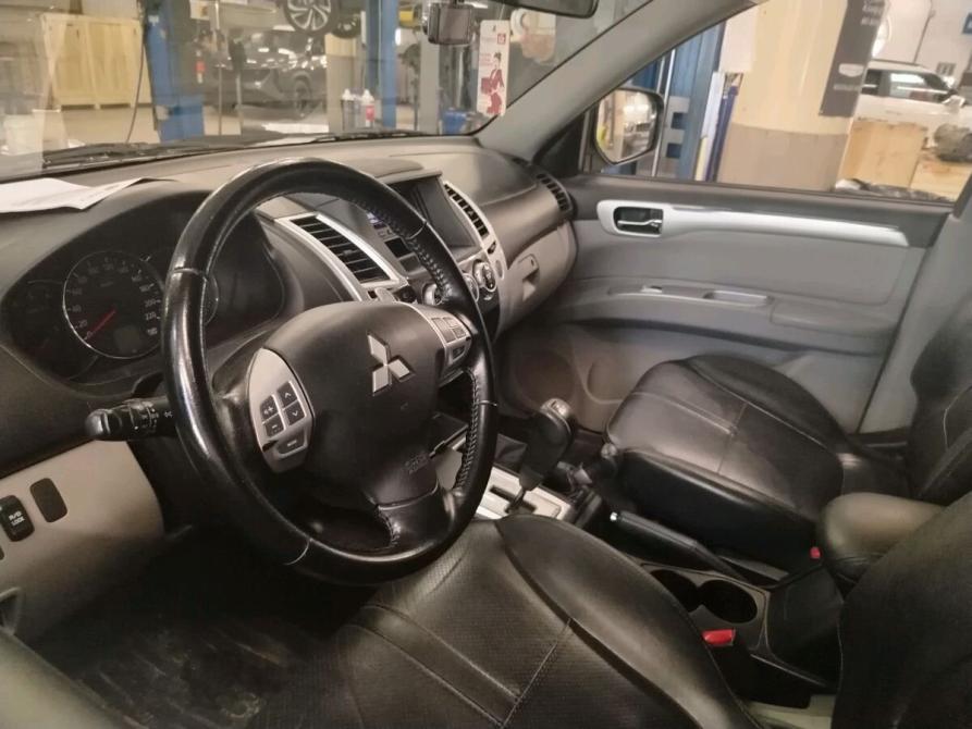 Mitsubishi Pajero Sport II Рестайлинг Москва  - изображение 4